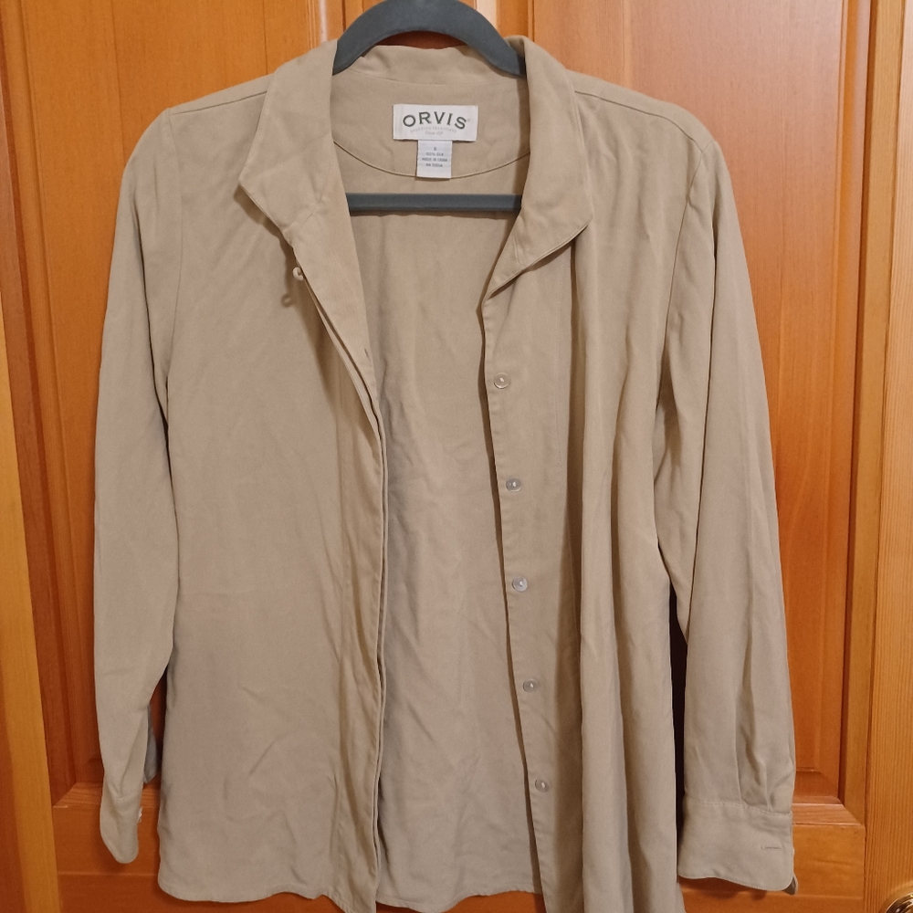 Orvis Silk Button Up